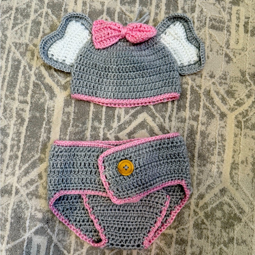 Newborn knit props